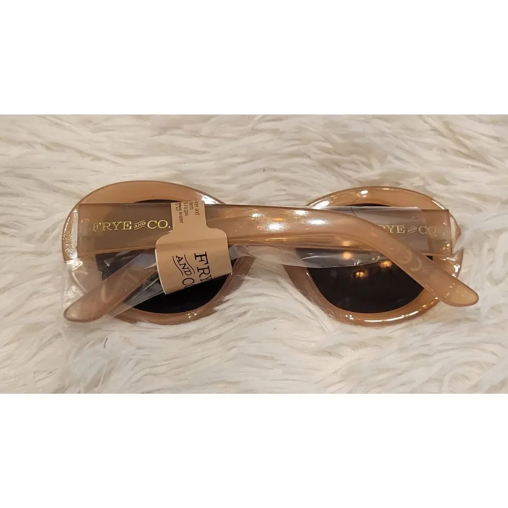 Frye and Co. Women's Oval Sunglasses New *cosmetic tint defect